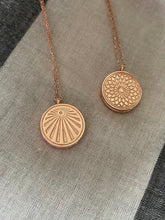 Load image into Gallery viewer, Lockets
